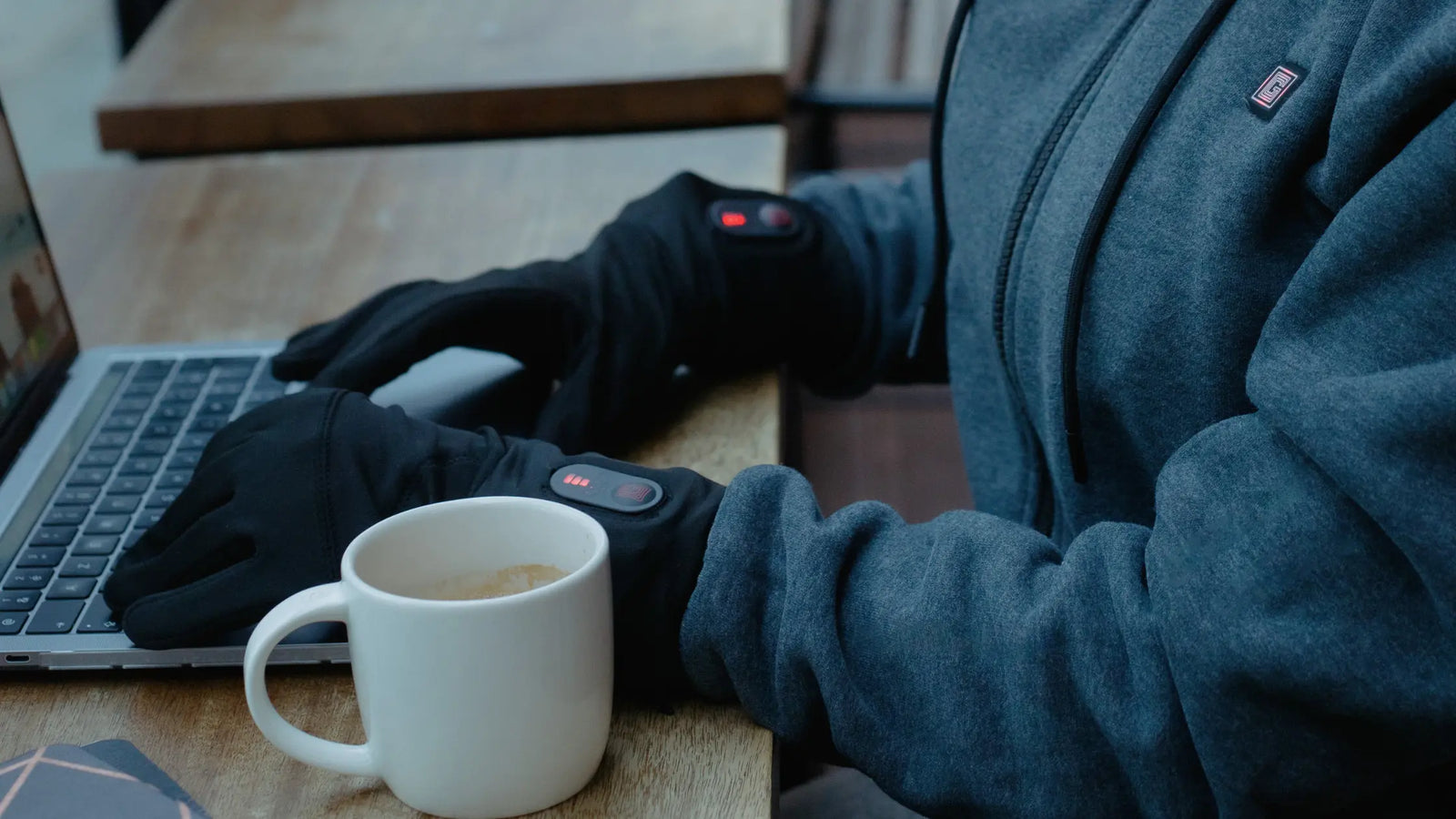 Quels vêtements pour télétravailler en hiver ? Notre sélection !